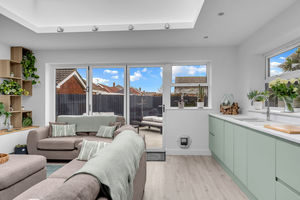 Photo 19- click for photo gallery